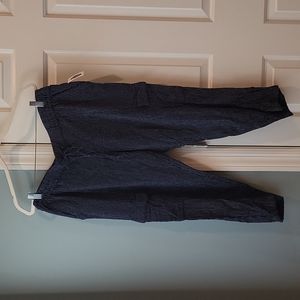 NWT Old Navy Pinstripe Linen Cargo Capri